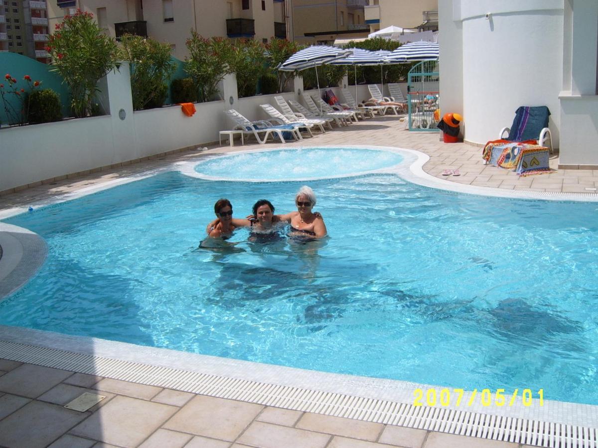 Hotel Gran Venere Beach 3 Superior Μπιμπιόνε Εξωτερικό φωτογραφία