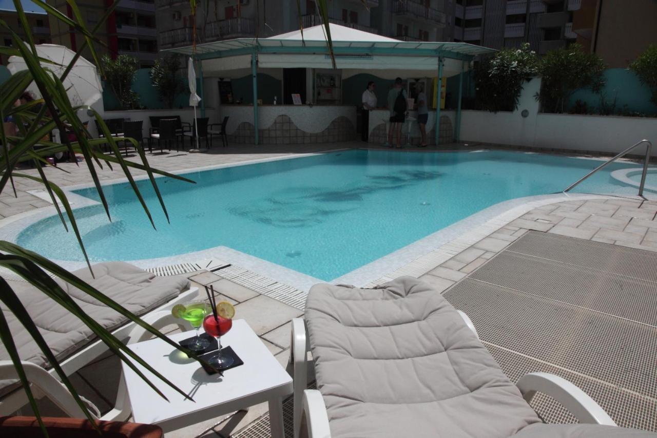 Hotel Gran Venere Beach 3 Superior Μπιμπιόνε Εξωτερικό φωτογραφία